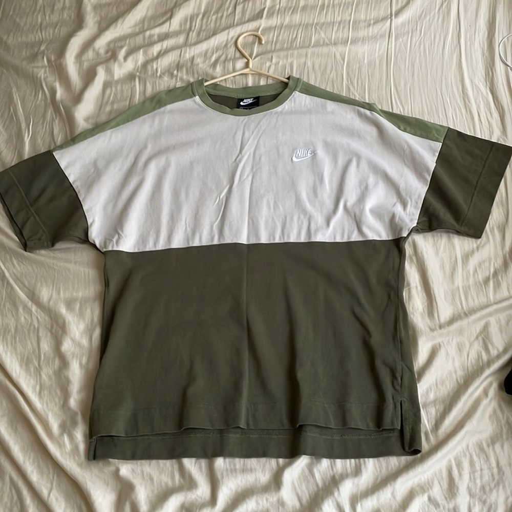Nike Oversized Tee